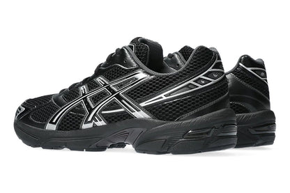Retro Performance Sneakers – Black / Silver